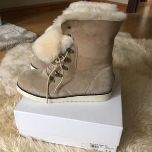 Australia Luxe Furry inside Lace Up Winter Boots